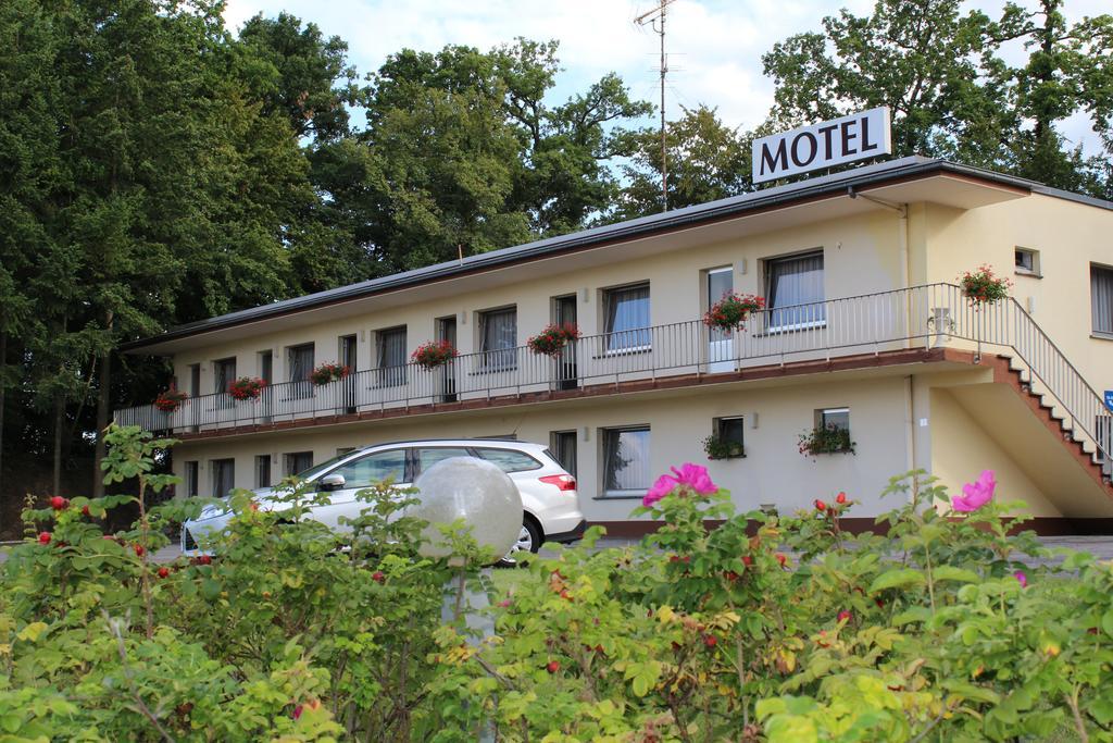 Hotel Drive In Motel Capellen Extérieur photo